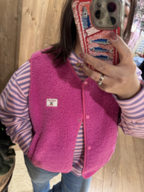 Tess Gilet Fuchsia
