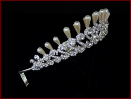 Kroon- Tiara met Parels en Strass (614)