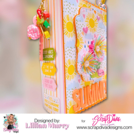 Scrapdiva Scalloped Mini Album