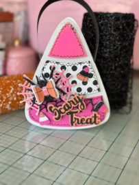 Scrapdiva Candy Corn Mini Album  