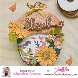 Scrapdiva Acorn Mini Album