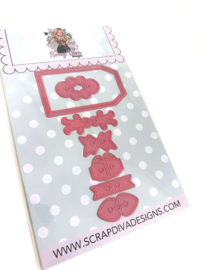 Scrapdiva  Versatile Tag set