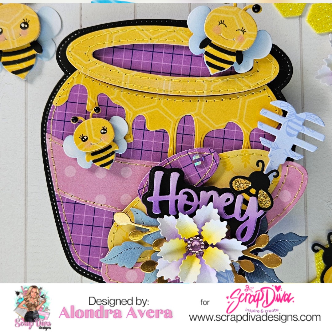 Scrapdiva Honey Pot Mini Album