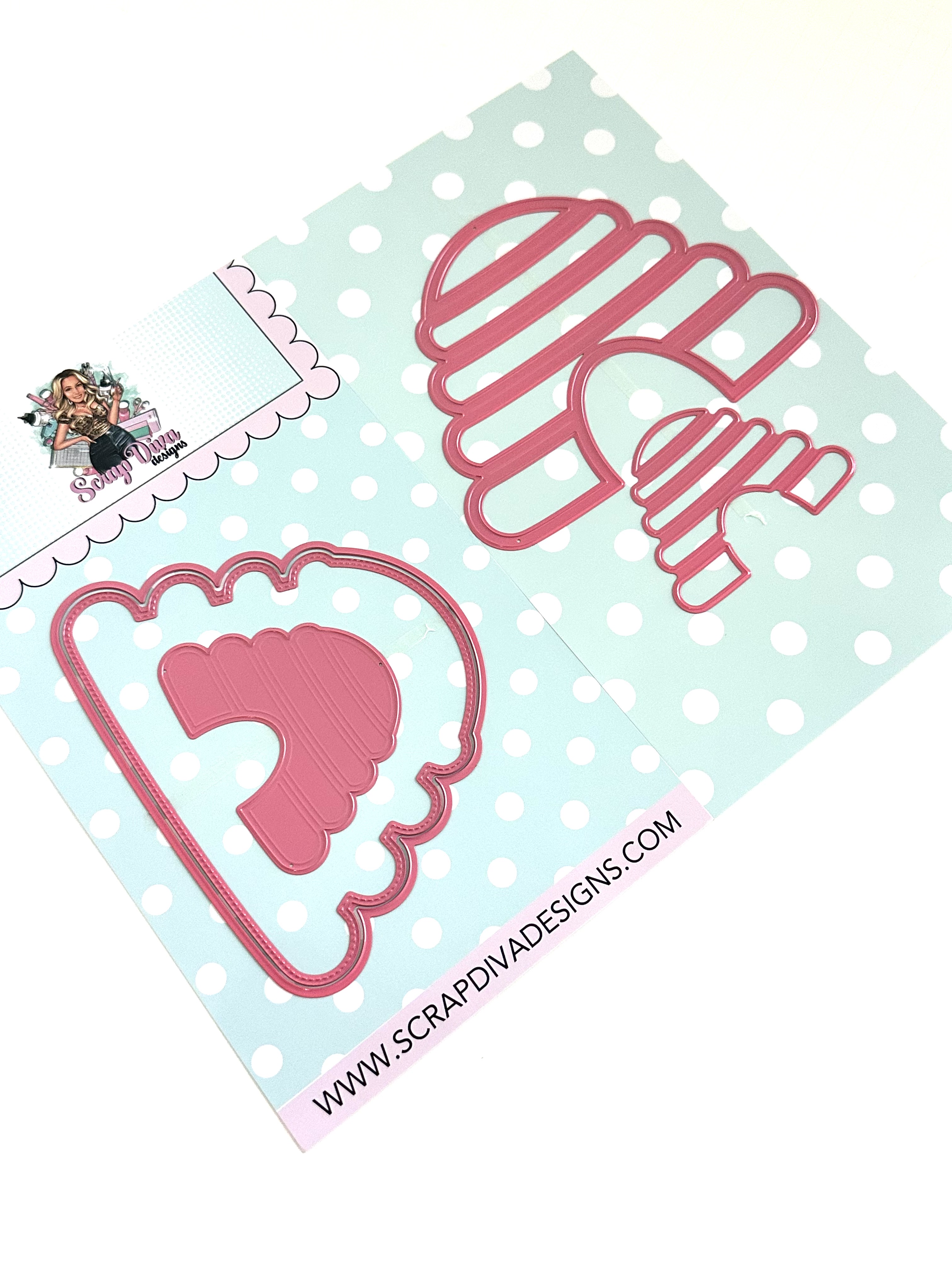 Scrapdiva Bee Hive Mini Album