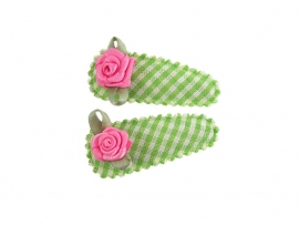 Babyhaarspeldjes groen geruit met fuchsia roosje