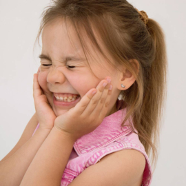 Kinderoorbellen Sterling zilver 925 met schroefsluiting Hondjes "In Season Jewelry"
