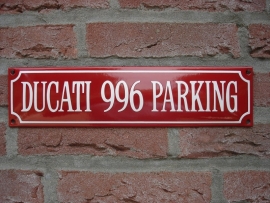 DUCATI 996 PARKING