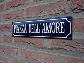 PIAZZA DELL AMORE