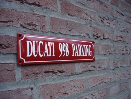 DUCATI 998 PARKING