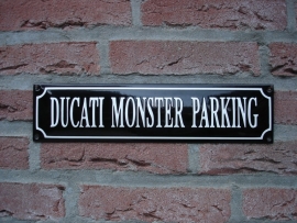 DUCATI MONSTER PARKING