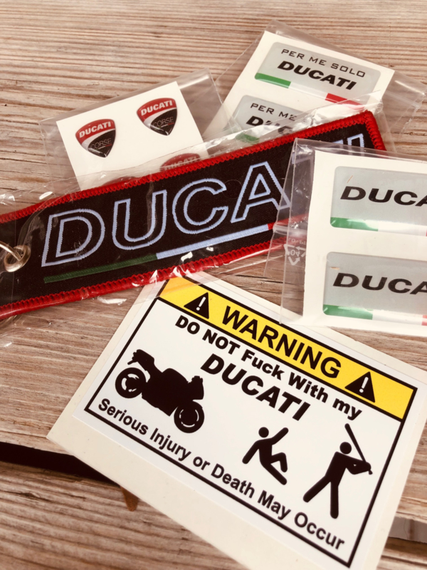 DUCATI giftset (sleutelhanger +  stickers)