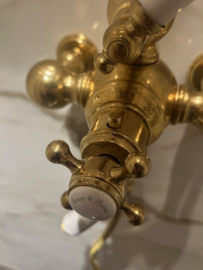 Klassieke douche thermostaatkraan TH006  in verouderd messing van Kenny & Mason