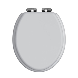Klassieke glans witte zitting KSTHZ003CH voor de KSTH001 wandtoiletten met verchroomde scharnieren en soft close ( A.7.0)