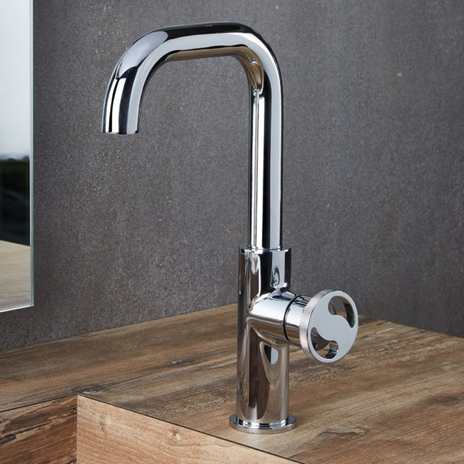 Industriële verhoogde wastafelkraan MB4513 van de 1950 serie met klik afvoer, chroom