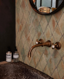 Klassieke thermostatische badkraan in verouderd messing TH001 Kenny and Mason Thames serie