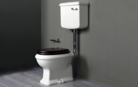 KSTA0004 Klassieke toilet met laaghangend reservoir, muuruitlaat PK