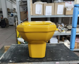 Klassiek wandtoilet 1920 retro model,wit