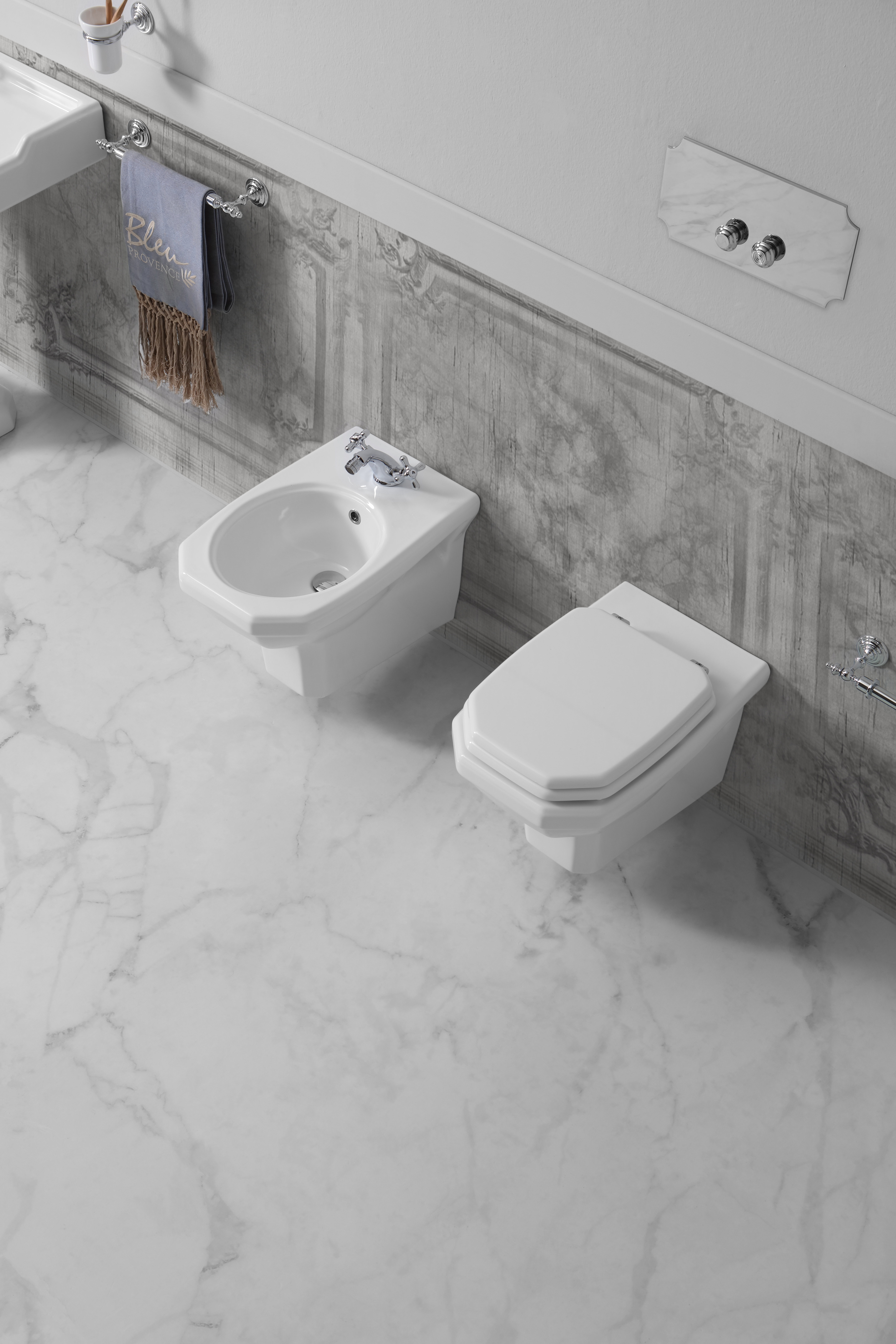 Klassiek wandtoilet 1920 retro model,wit