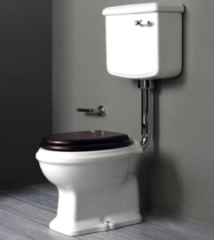 AR812  Klassiek toilet met laaghangend reservoir, vloeruitlaat AO