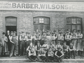 Barber Wilsons Keukenkraan BW2010 wandmodel , chroom , met witte hendels, hartmaat 20,5cm