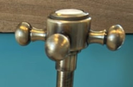Klassieke fonteinkraan Brons MB2114BR, uitloop 14cm ( A.2.3)