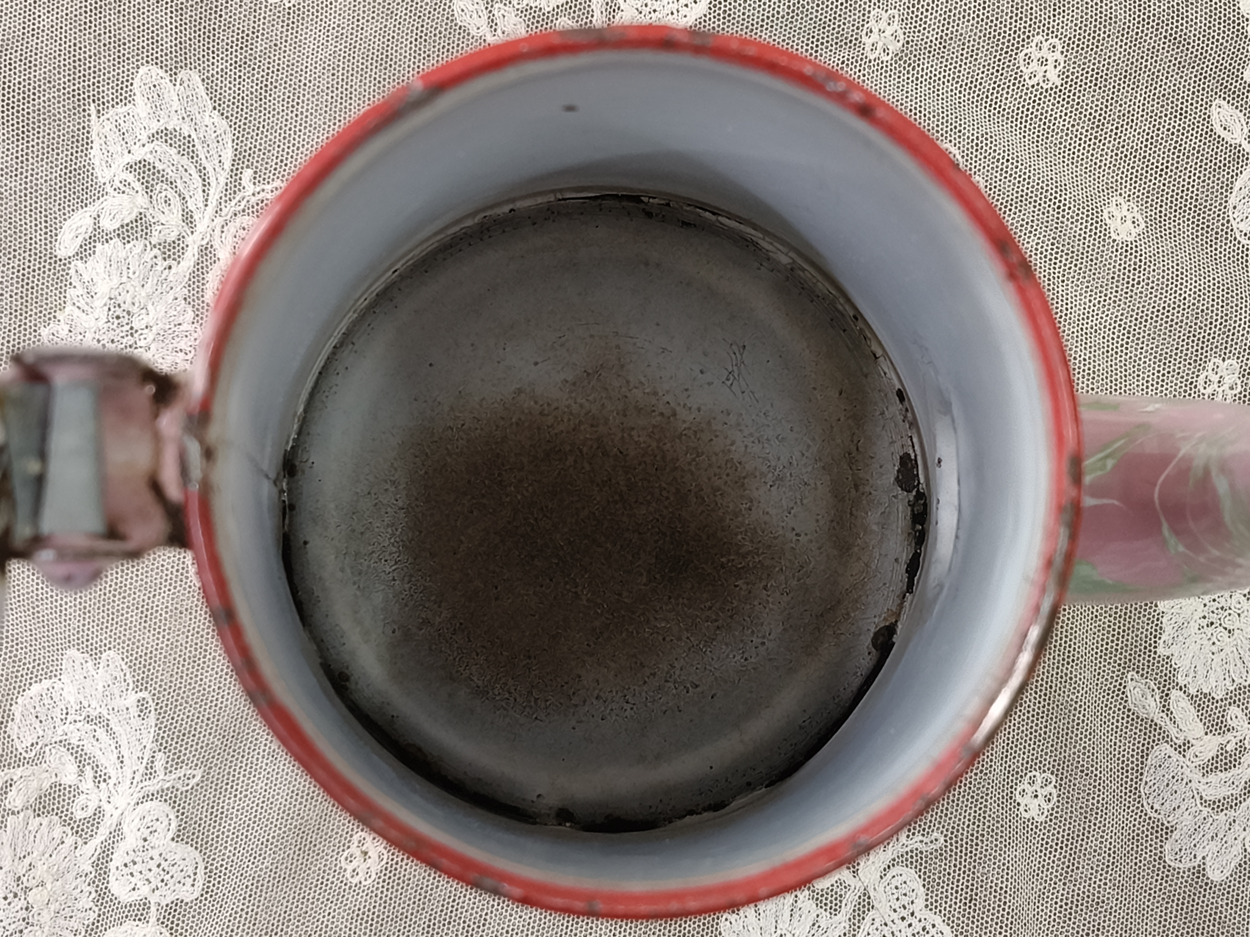 Oud emaille koffiepot, roze met groen