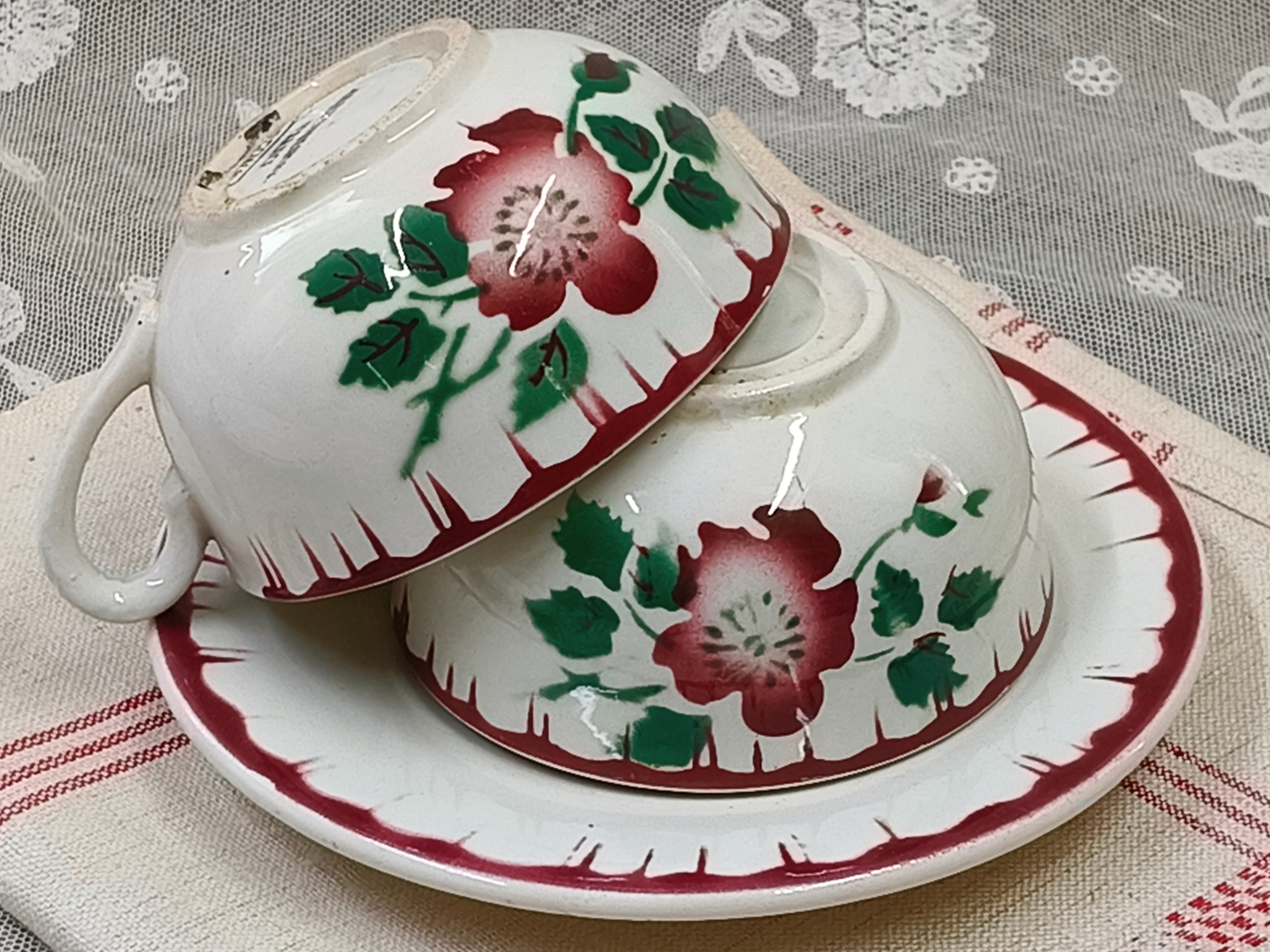 Oude Franse kop en schotel