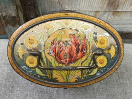 Art Nouveau stijl blikje VERKOCHT