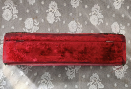Oud rood velours handschoenen kistje