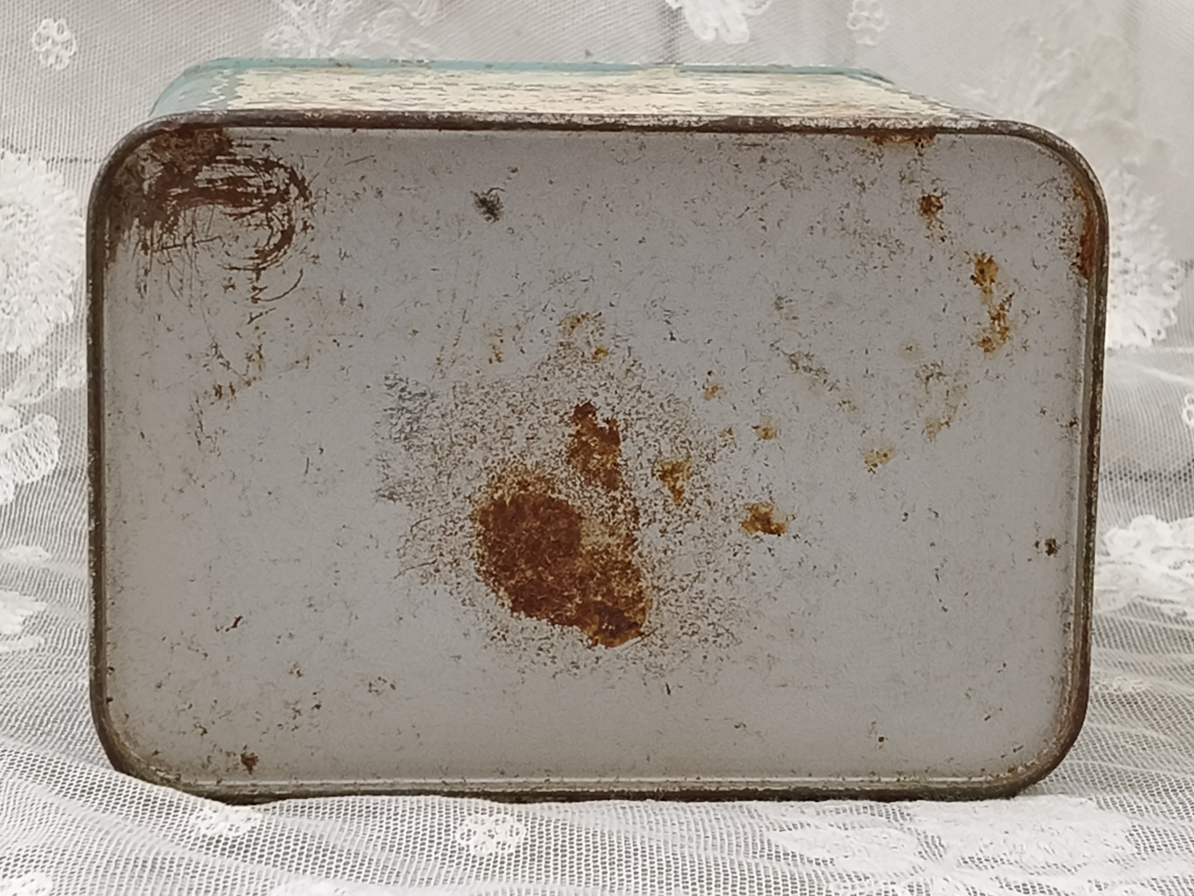Oud blikje Chocolat en Poudre