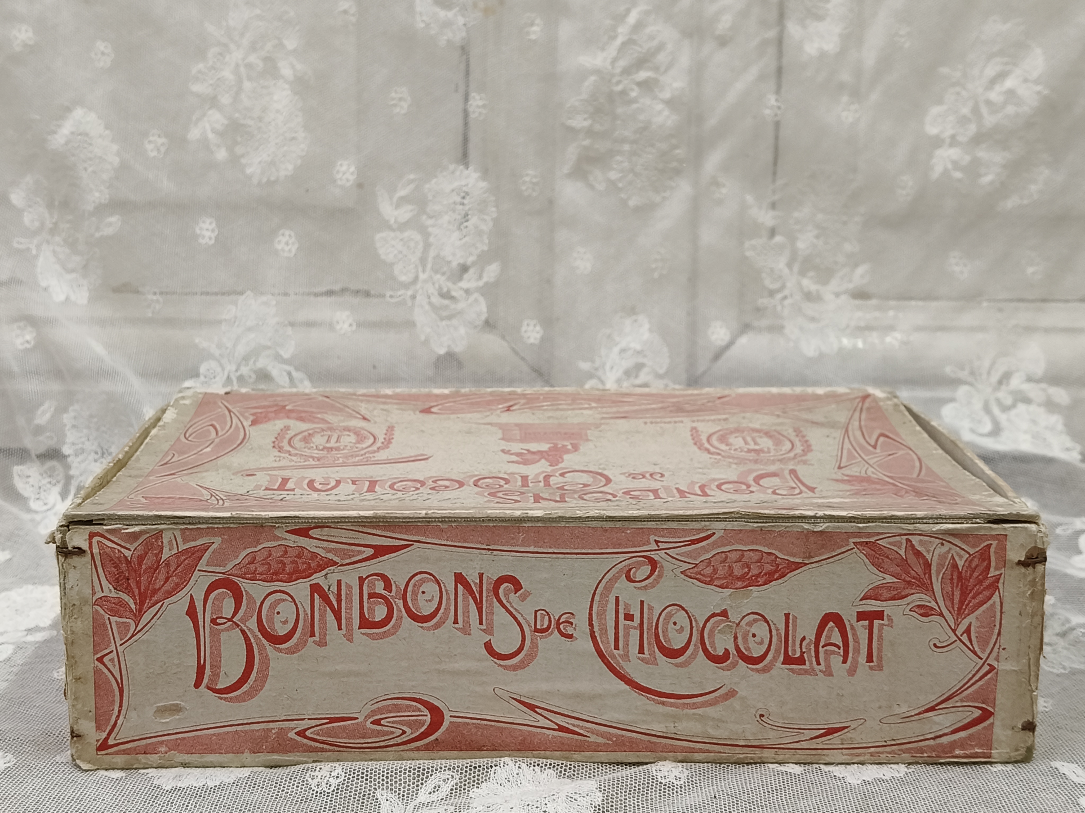 Oud chocolade doosje
