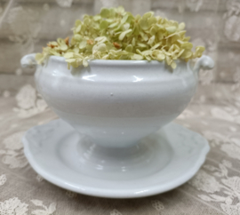 Oude kleine terrine P. Regout GERESERVEERD