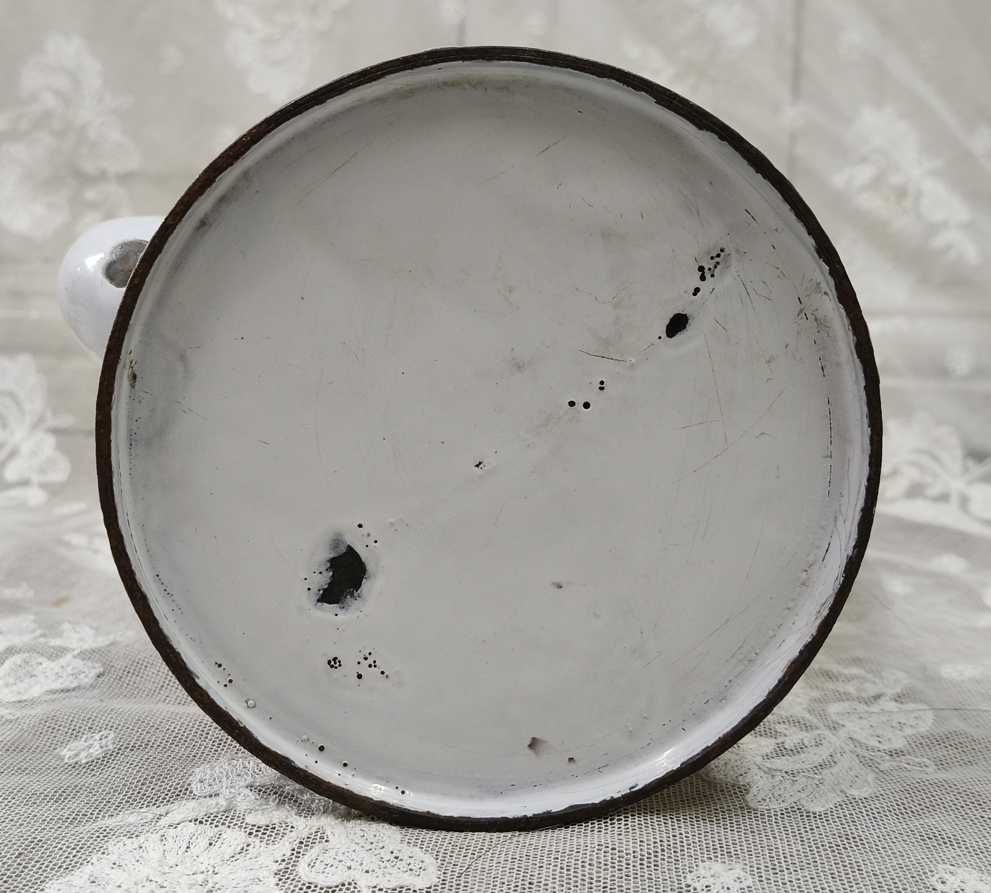 Oud emaille paars koffiepotje
