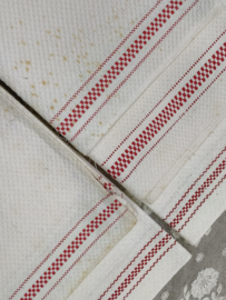 Oude theedoek geblokt randje