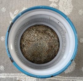 Oude Japy koffiepot met filter, paarse rozen