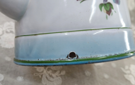 Oude Japy koffiepot met filter, paarse rozen