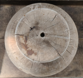 Oude houten kaasmal