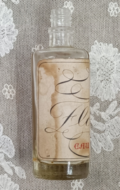 Oud klein eau de cologne flesje