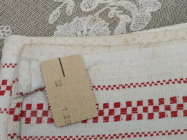 Oude theedoek geblokt randje
