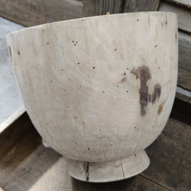 Oude houten kaasmal