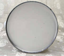 Oude Japy koffiepot met filter, paarse rozen