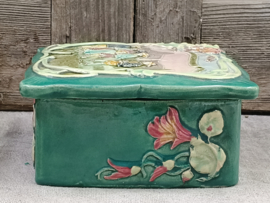 Oude Art Nouveau Franse barbotine bak