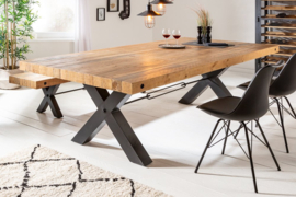 Massieve eettafel ROAD 200cm naturel gerecycled grenen industrieel design X-frame