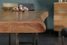Massieve boomstam eettafel MAMMUT NATURE 200cm acacia tafelblad RVS poten 6cm