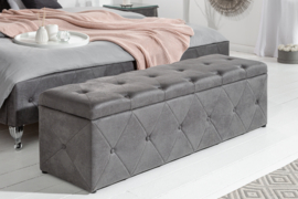 Elegante bedbank EXTRAVAGANCIA 140 cm antiek grijs Chesterfield design