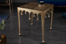 Extravagante salontafel QUID LINE L 46 cm goud druppelvormig design