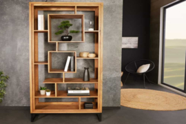 Massief houten boekenkast CUBUS 190cm acaciahoning afwerking metalen poten zwarte staande plank