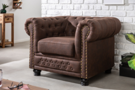 Chesterfield fauteuil 105cm vintage bruin met knoopsluiting en veerkern