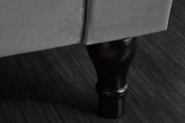 Elegante Chesterfield 3-zits bank PARIS 225cm fluweel stof zilvergrijs met 2 kussens