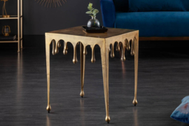 Extravagante salontafel QUID LINE L 46 cm goud druppelvormig design